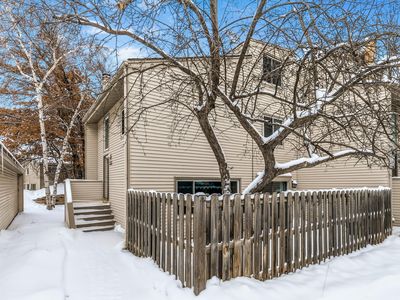 5527 E Bavarian Pass, Minneapolis, MN, 55432