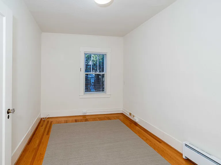 23 Sycamore Ave — Photo 48