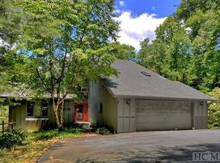 31 Balsam Ct, Sapphire, NC 28774