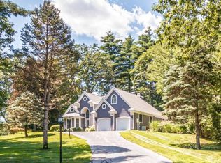 55 Carleton Way, Hales Location, NH 03860