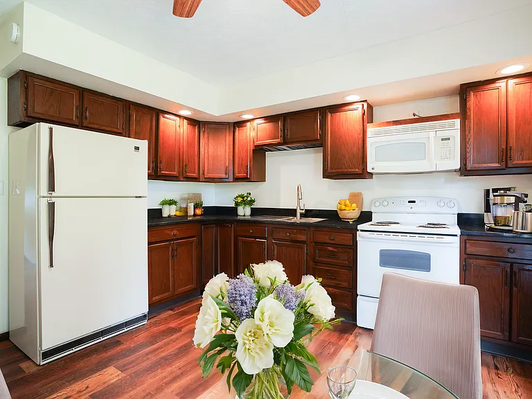 855 S Hazel St #3 — Photo 3