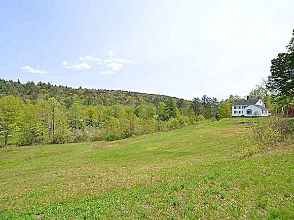 104 N Chester Rd, Chester, MA 01011