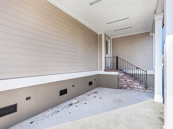 4th image of 7004 Gen Diaz St