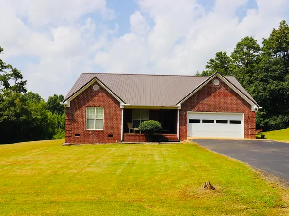 230 Sugar Creek Dr, Henderson, TN 38340