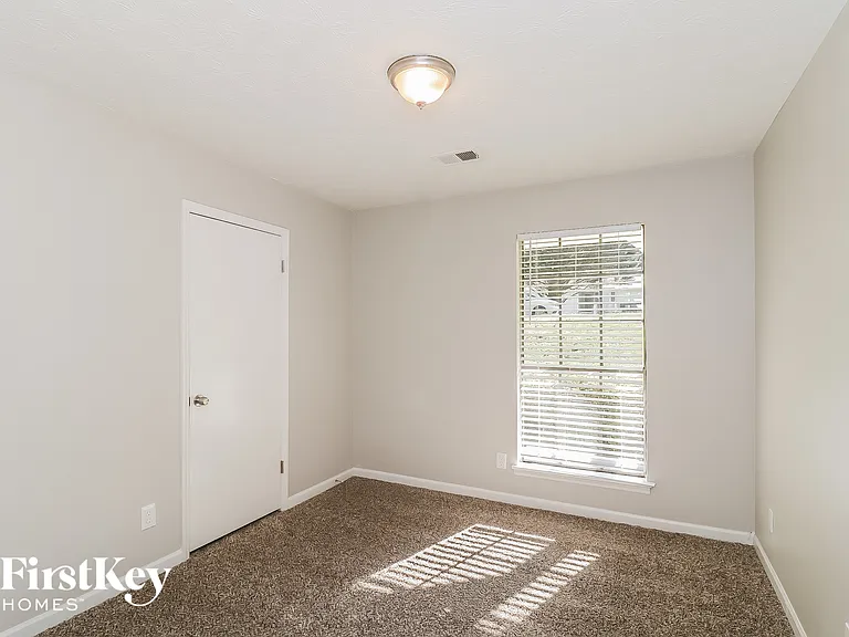 4665 Jamerson Forest Pkwy — Photo 13