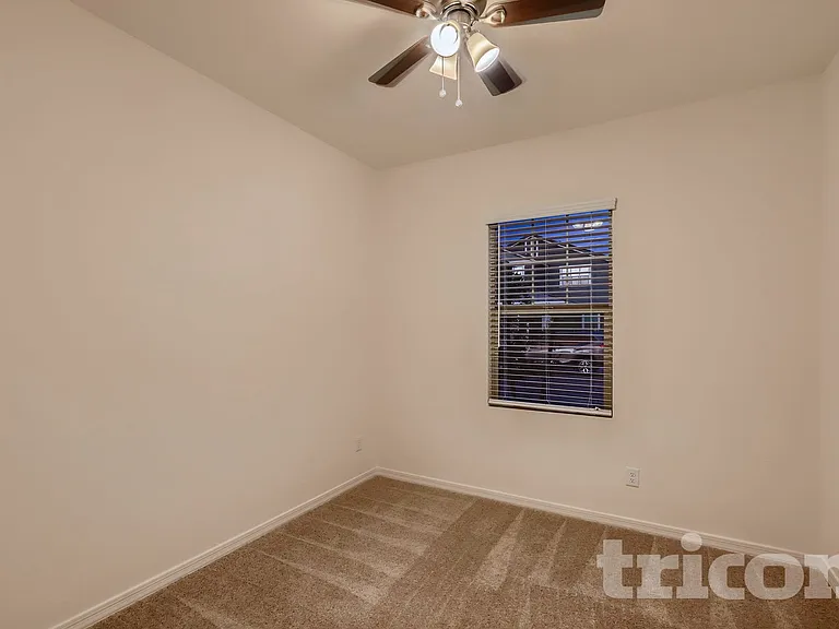 5882 N 195th Dr — Photo 8