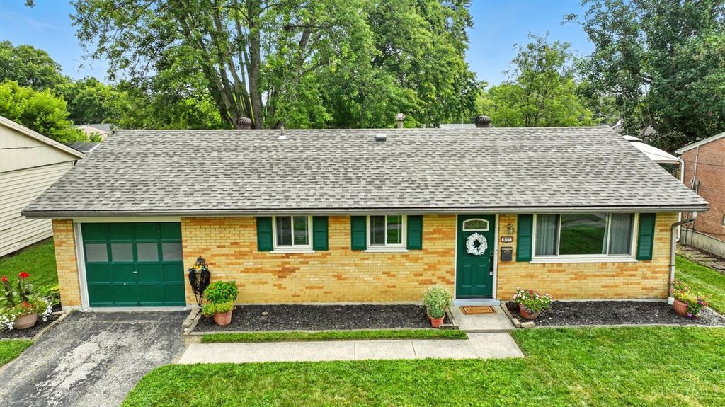 Real estate listing image