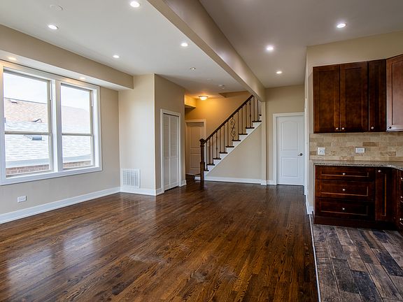5th image of 5040 W Berenice Ave