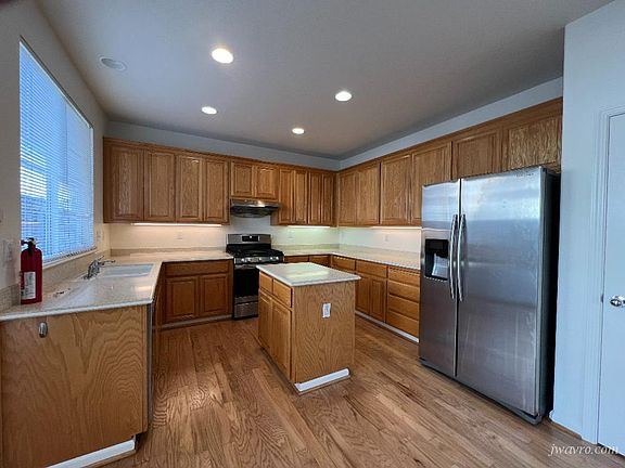 3rd image of 919 Wilks St
