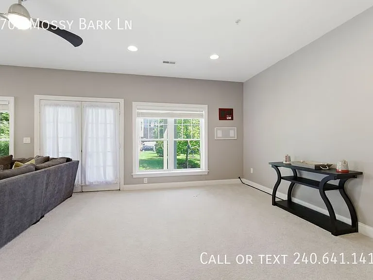 9701 Mossy Bark Ln — Photo 29