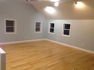 6 Ellison St #B, Amesbury, MA 01913