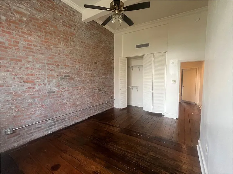 1029 Saint Peter St #4 — Photo 10