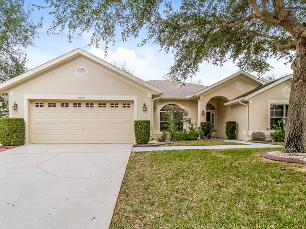 1923 Southern Oak Loop