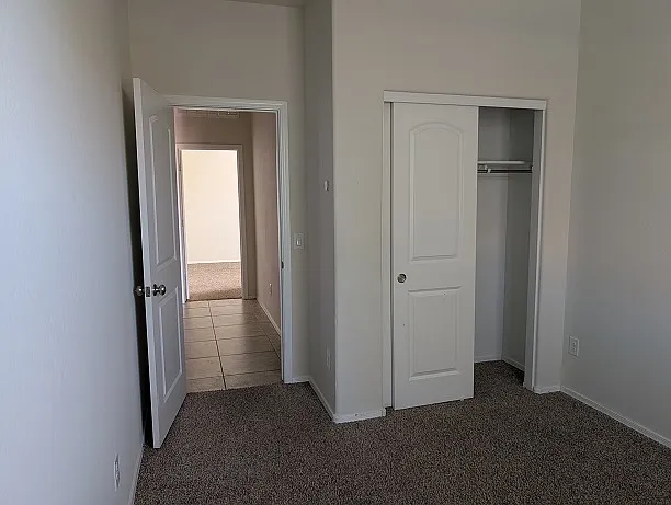 36488 W Barcelona Ln — Photo 15