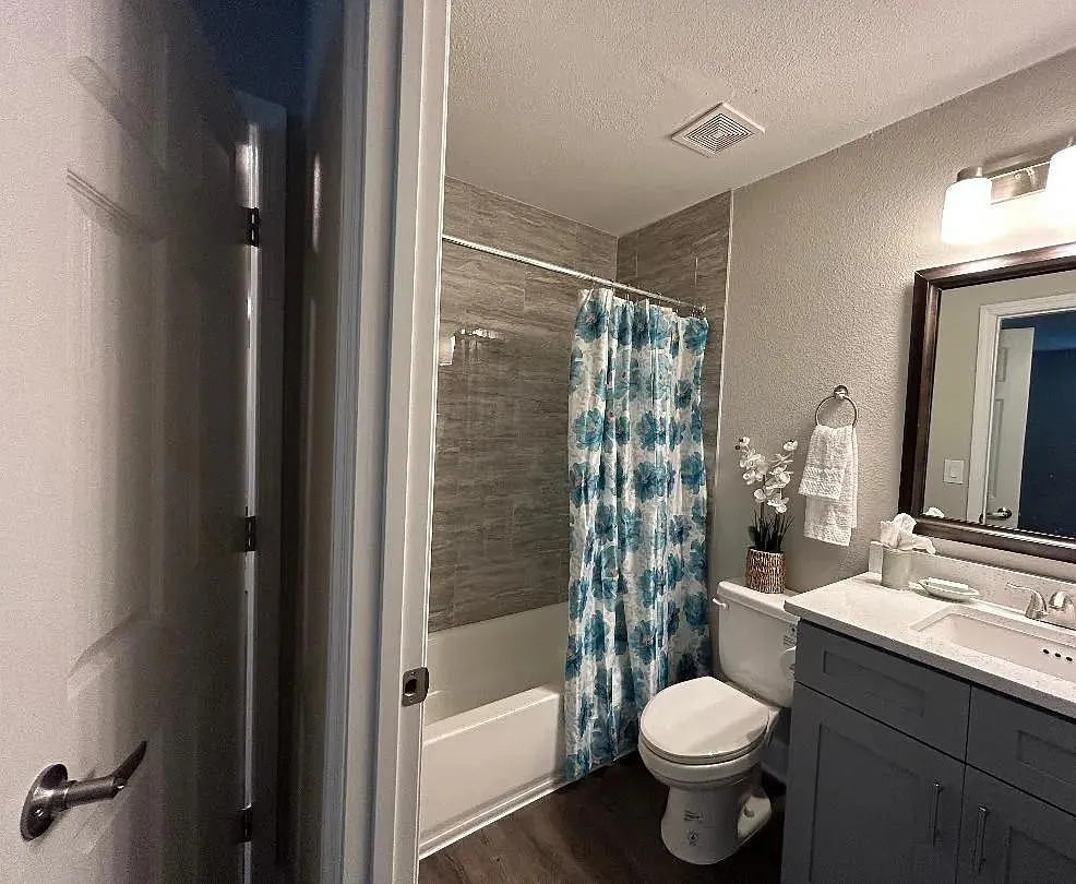 2 bed, 900 sqft, $1,475 — Photo 2
