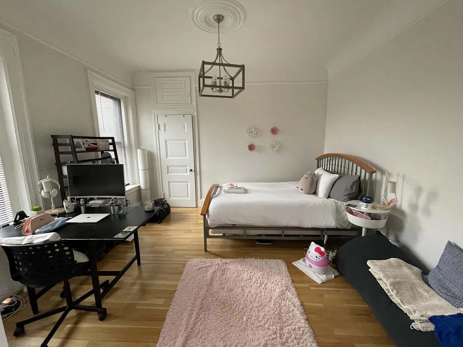 Studio, 450 sqft, $3,000 — Photo 3