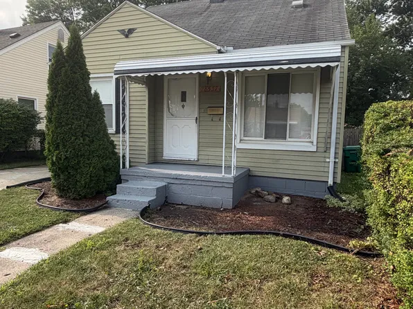 28537 Barton St, Garden City, MI 48135