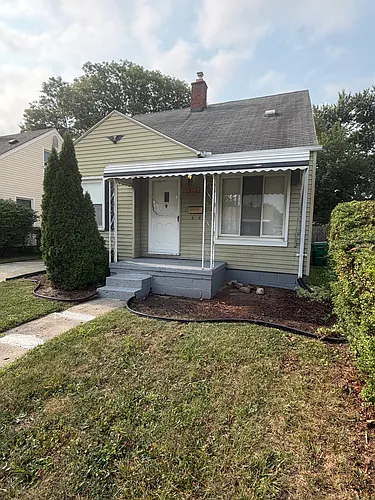 28537 Barton St Photo 1