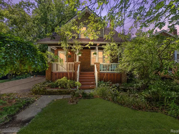 302 Vester St, Ferndale, MI 48220