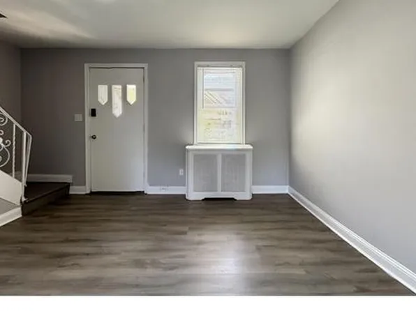 7035 Guilford Rd #A, Upper Darby, PA 19082