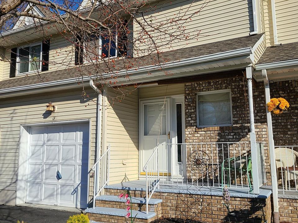 1st image of 18 Forest Garden Drive