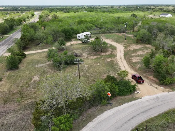 287 Fm 713, Lockhart, TX 78644
