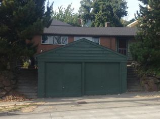 134 N 39th St, Seattle, WA 98103
