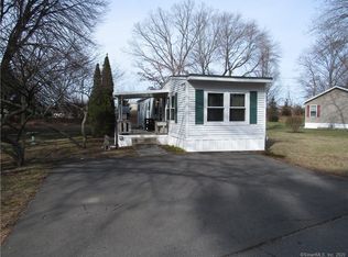 17 Red Oak Dr, Southington, CT 06489