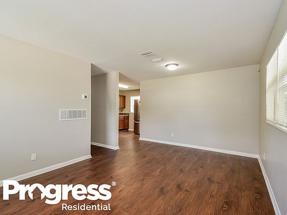 4th image of 8070 Jacques Dr