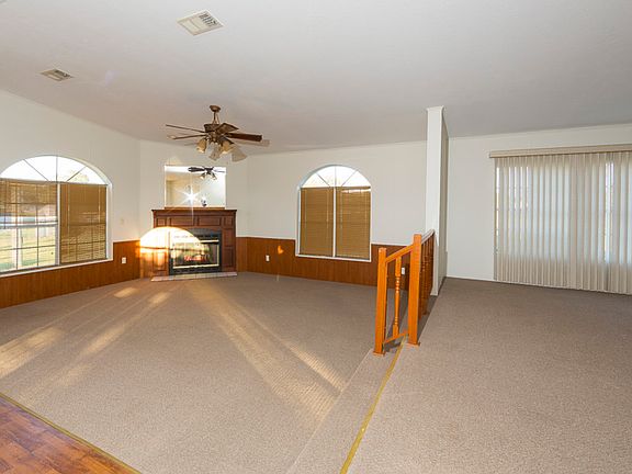 2nd image of 703 Finney Hill Ln