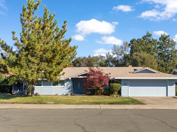 245 Riverbrook Way, Sacramento, CA 95831