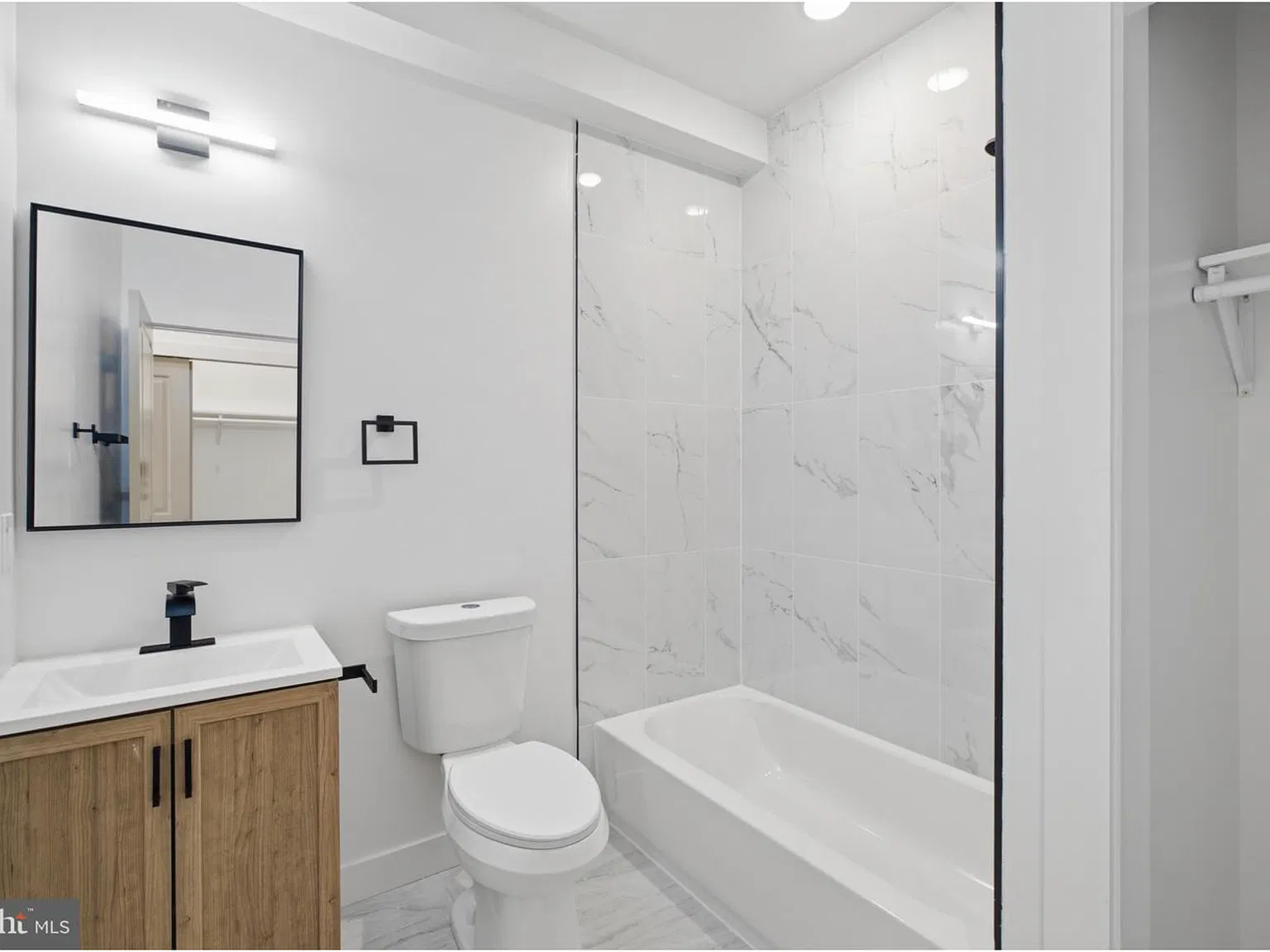 2237 N 16th St #2 — Photo 3
