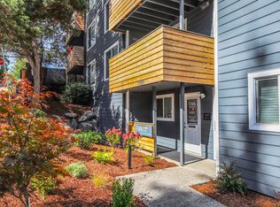 FINN, Seattle, WA 98125