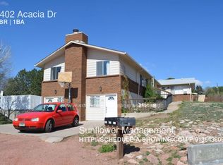 1402 Acacia Dr, Colorado Springs, CO 80907