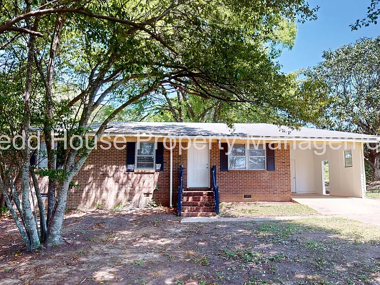 502 Fitzsimmons St — Photo 4