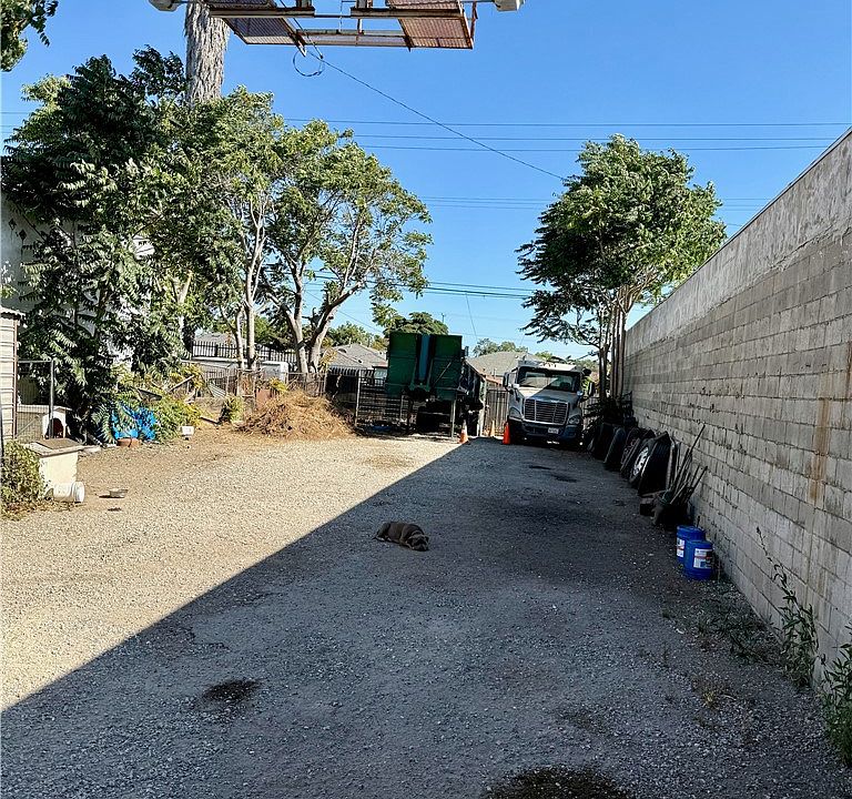 1st image of 1122 E Firestone Blvd Lot 29