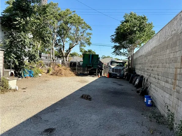 1122 E Firestone Blvd Lot 29, Los Angeles, CA 90001
