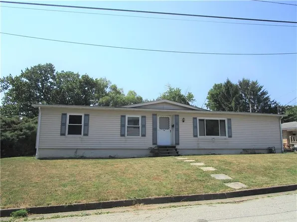 North Ave, Latrobe, PA 15650