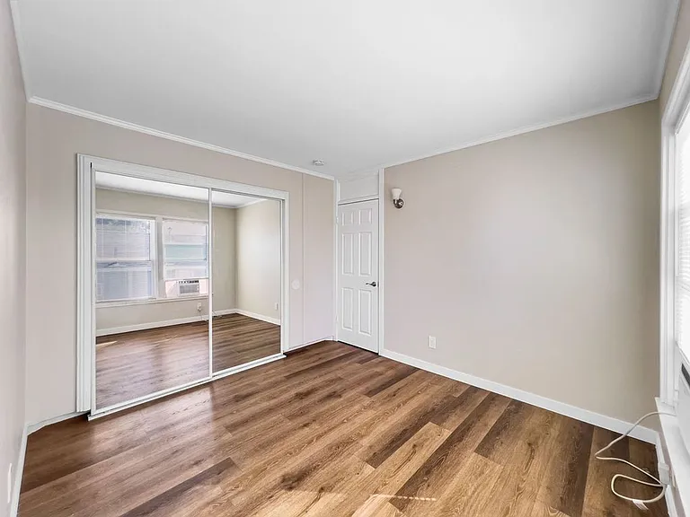 2332 Westwood St — Photo 12