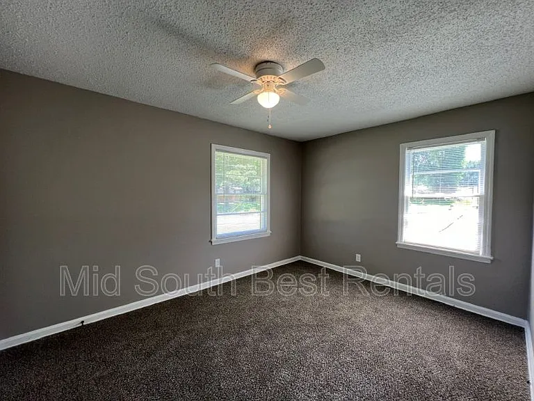 3841 Denver St — Photo 5