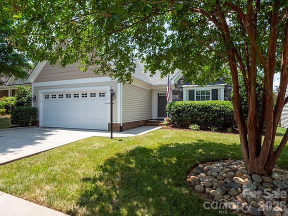 3rd image of 4406 Glenduran Ln
