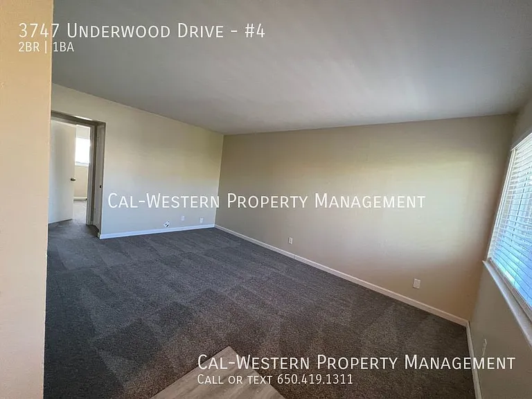 3747 Underwood Dr #4 — Photo 9