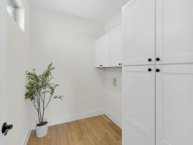 378 Carpenter Hill Dr — Photo 33
