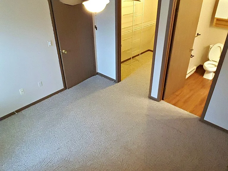 Pinedale Apartments and Red Cedar Townhomes — Photo 27