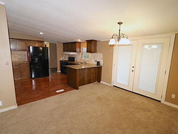 4th image of 7070 Courtney Dr