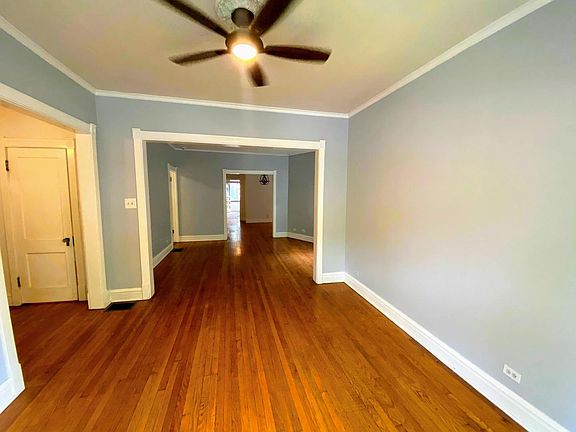 4th image of 5339 N Winthrop Ave #1A