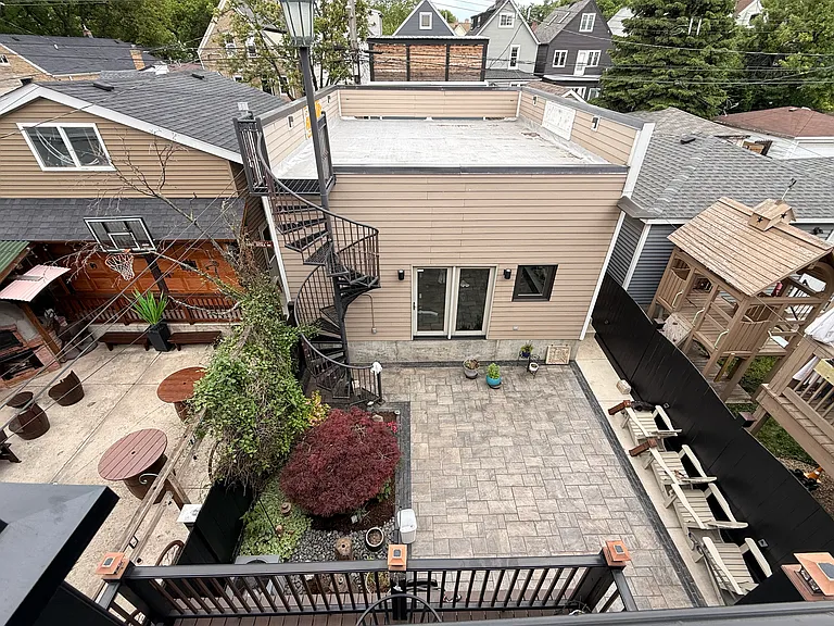 2847 N Sacramento Ave #2 — Photo 33