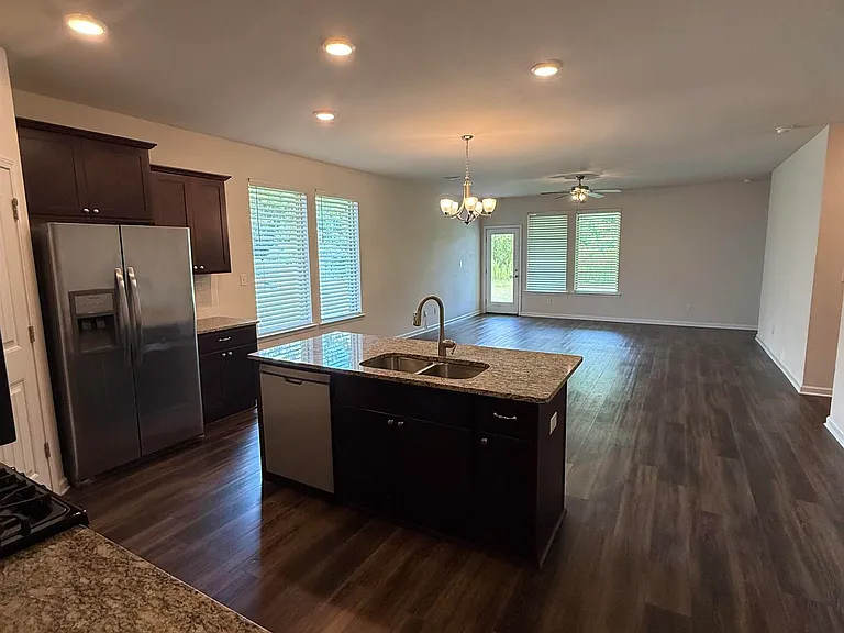 1103 Foxtail Dr — Photo 26