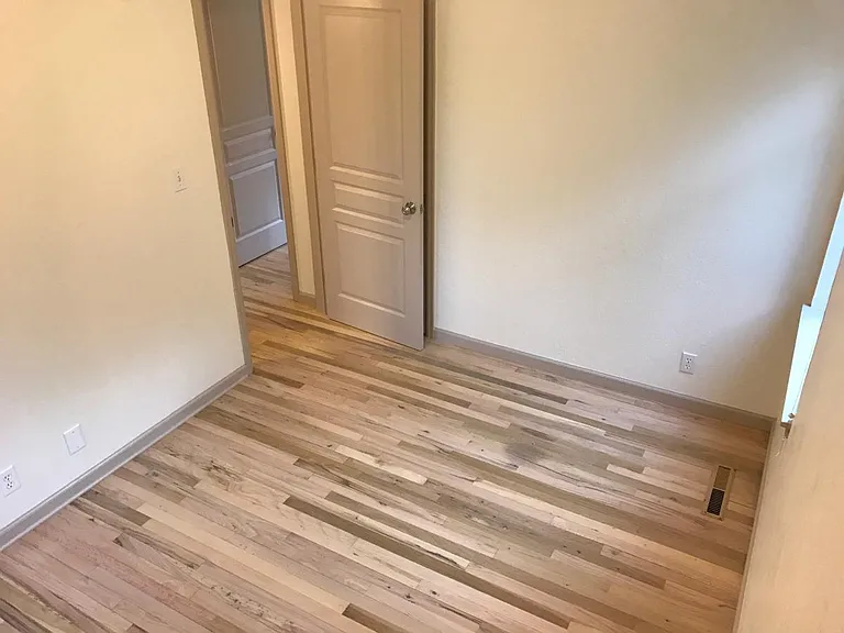 Bedroom NW (2018 photo)