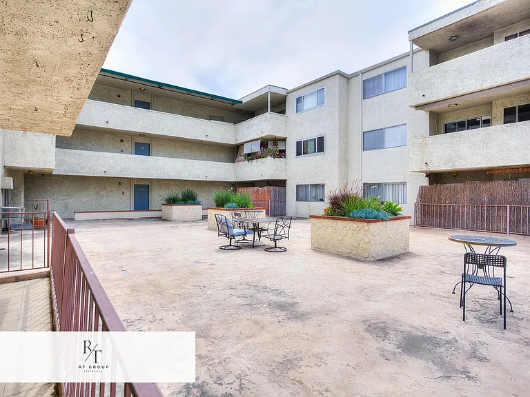 125 S Sierra Madre Blvd #104 — Photo 30